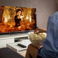 Tv OLED: cos’è, differenze con LED, come scegliere la migliore, come pulirla e domande frequenti